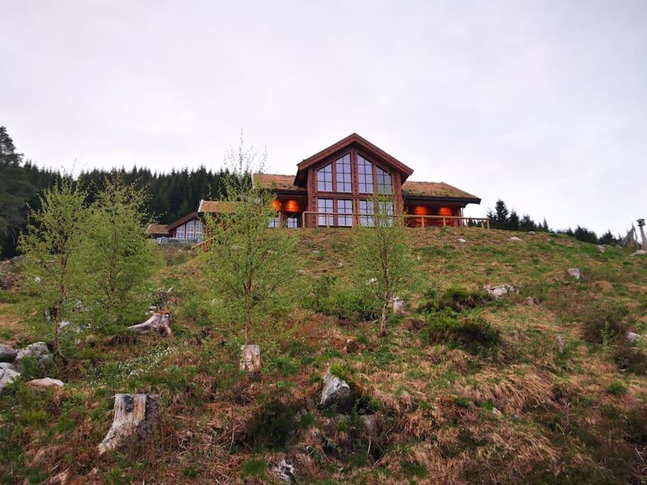 נורדפיורדייד Cabin In Beautiful Surroundings At Harpefossen מראה חיצוני תמונה
